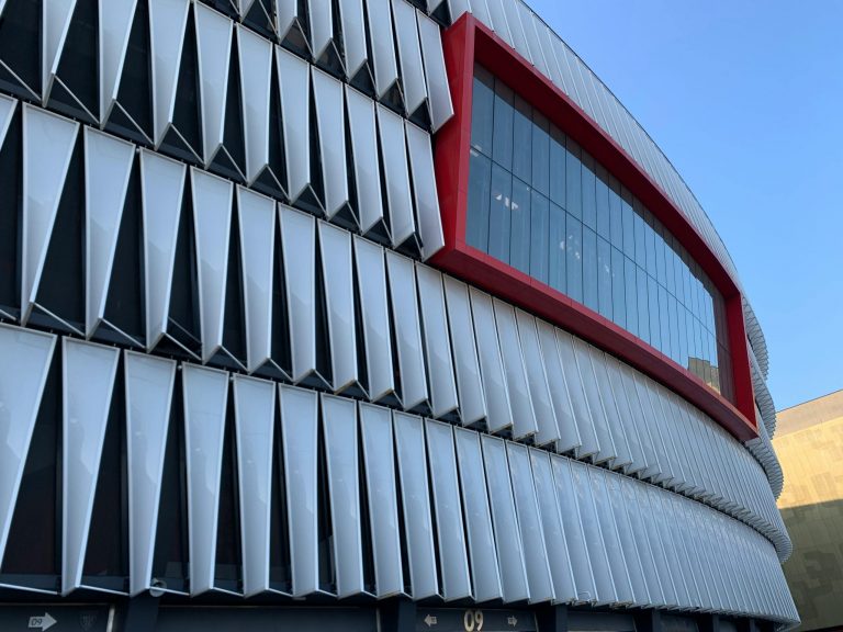 pexels javier alonso 75308037 8813916 scaled 1 - Voilà Bilbao - Inmobiliaria International & Relocation